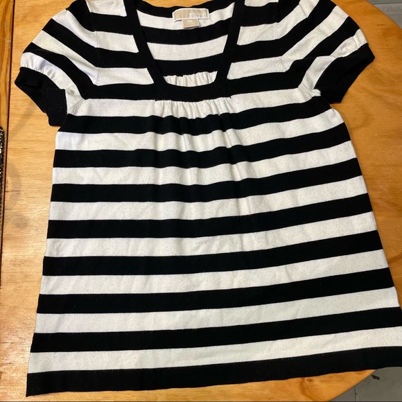 Michael Kors Short Sleeve Knit Shirt 👚 Petite Small - Picture 2 of 7